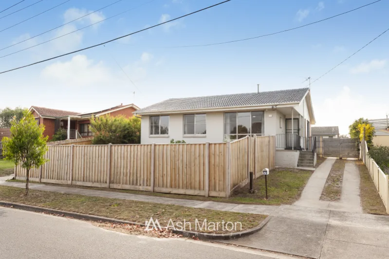 59 Brunning Crescent, Frankston North