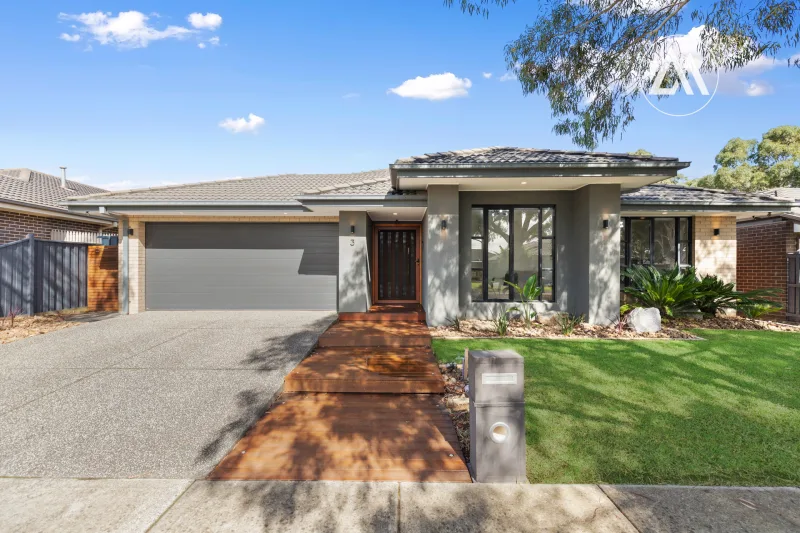 3 Armstrong Street, Cranbourne East