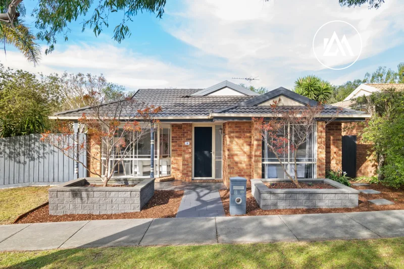 8 Noel Road, Langwarrin