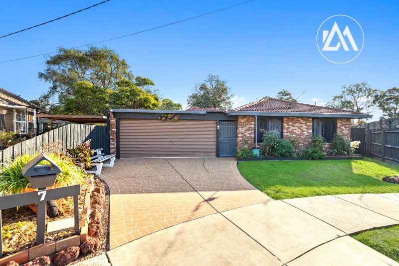 7 St George  Court, Frankston