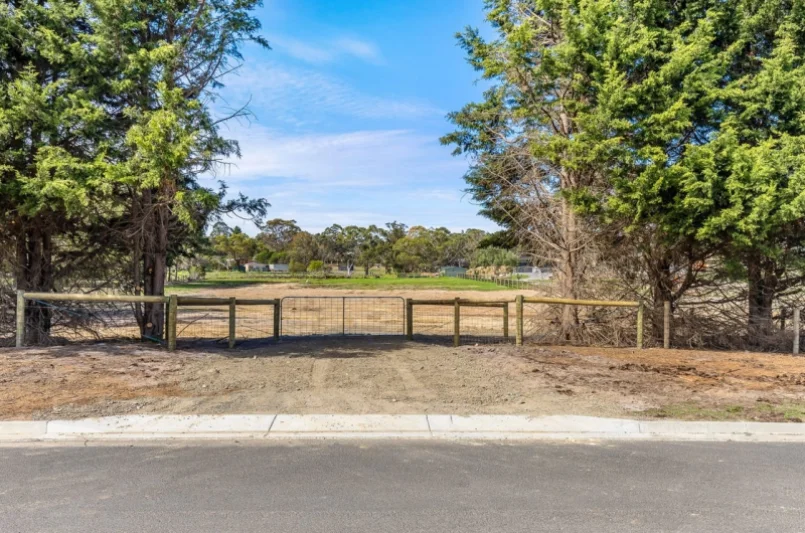 10 Kingston Road, Langwarrin