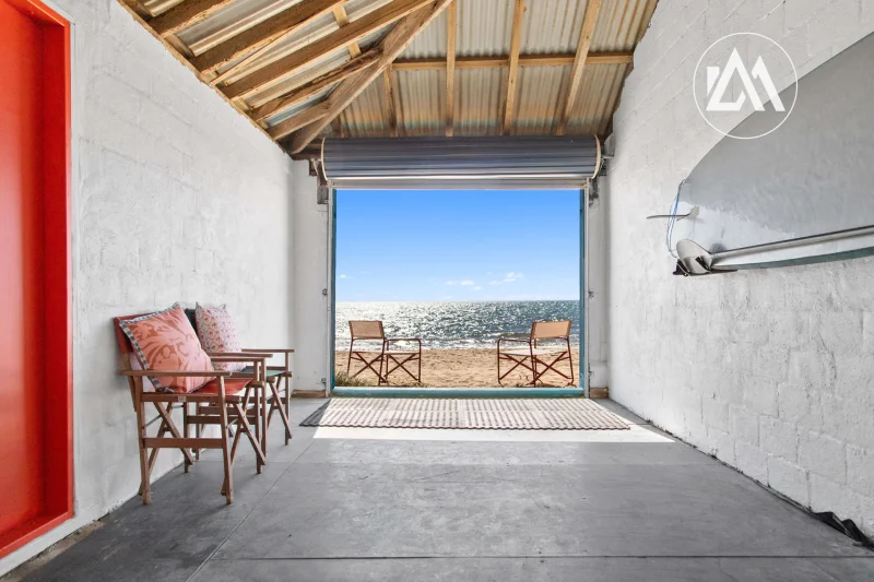 33 Bathing Box, Frankston